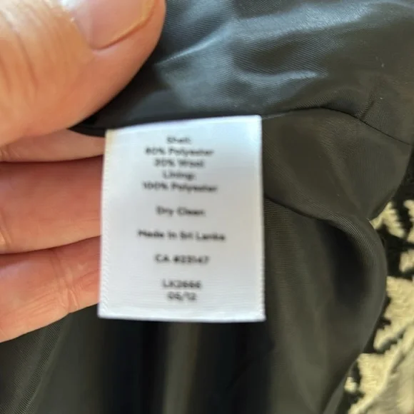 Talbots Houndstooth Oversized Collar Zip Front Size 10 Blazer - Picture 9 of 10